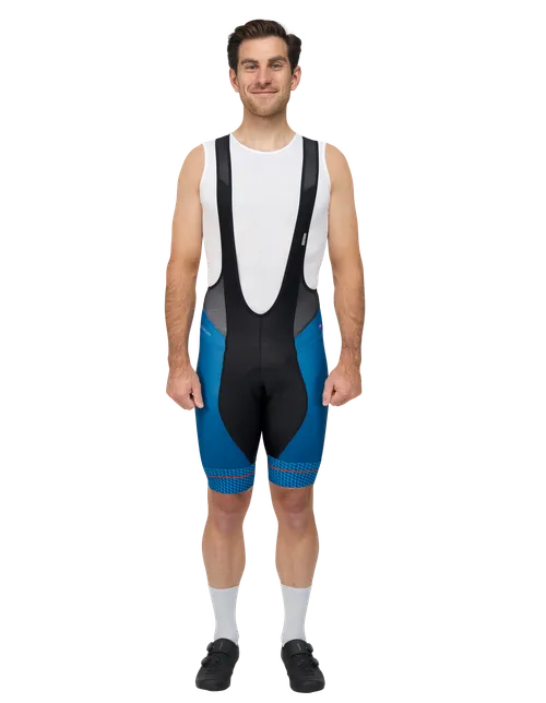  Modellen er 178 cm høy og har på seg størrelse 4