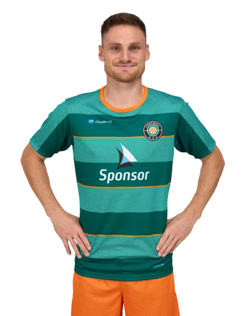  Modellen er 176 cm høy og har på seg størrelse 4