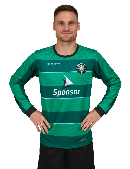  Modellen er 176 cm høy og har på seg størrelse 4