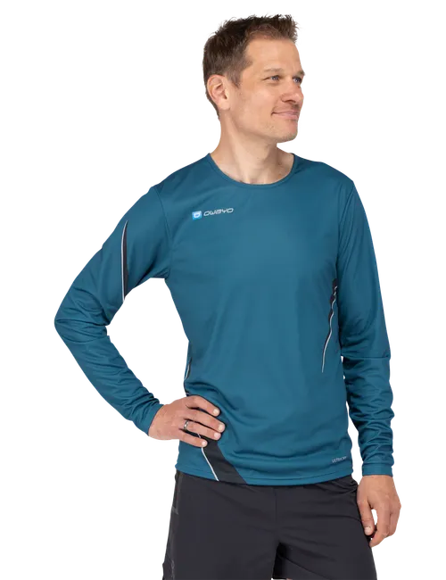  Modellen er 189 cm høy og har på seg størrelse 6