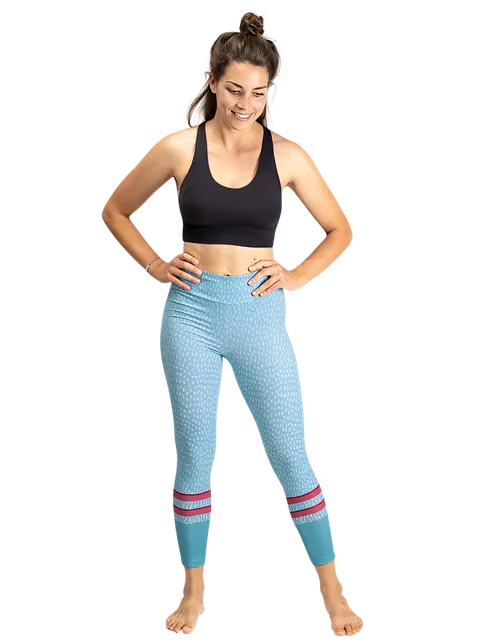  Modellen er 173 cm høy og har på seg størrelse S4