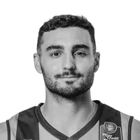 En mann i en basketballtrøye med 'easycrredit'-logoen på brystet, tilpasset av owayo.